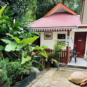 https://garden-hut.maheislandhotels.com