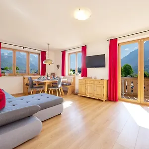 https://ferienwohnung-wetterstein-garmisch-partenkirchen.com-bavaria.com